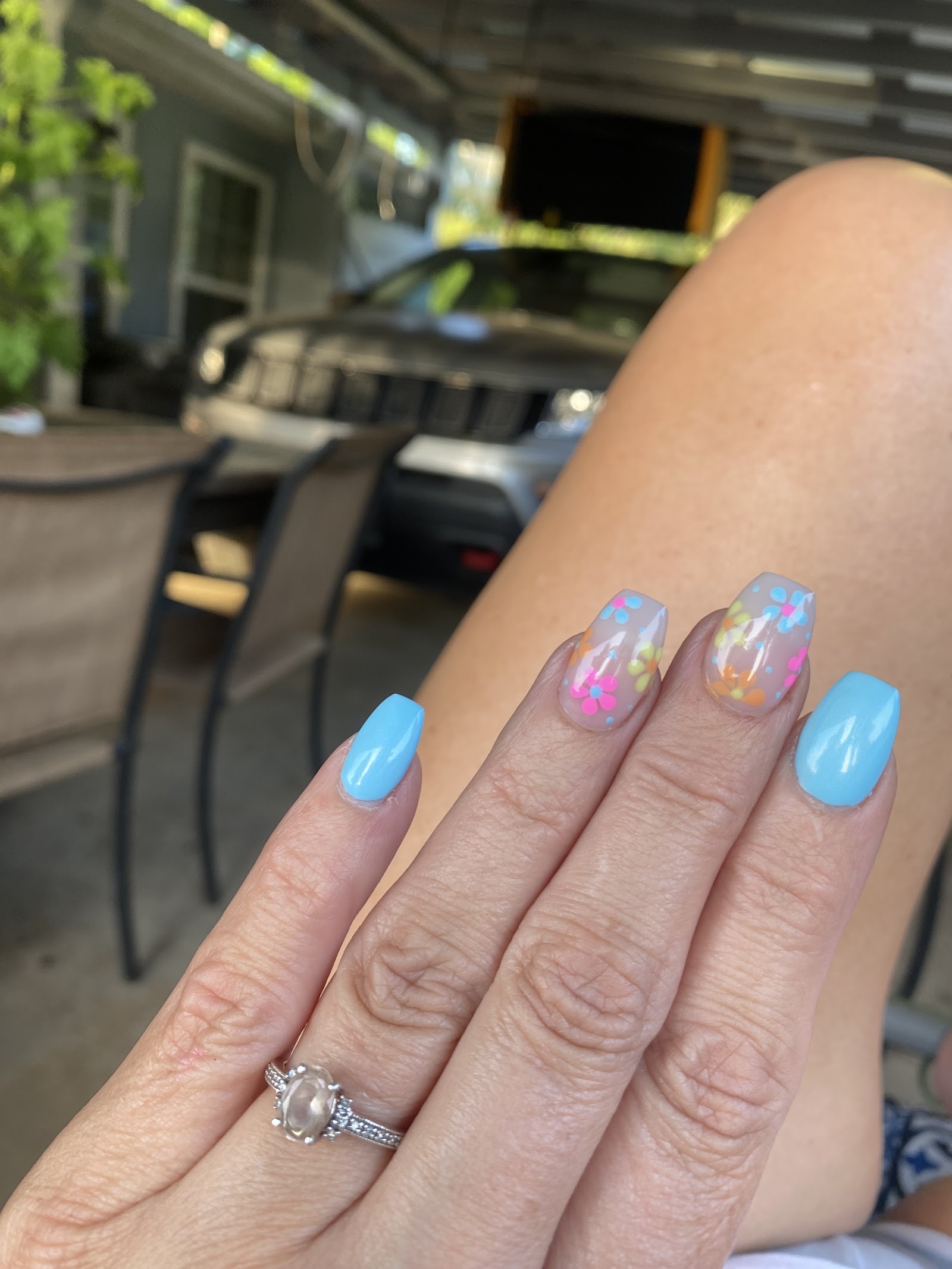 Le'v Nails Salon & Spa nail photo 2