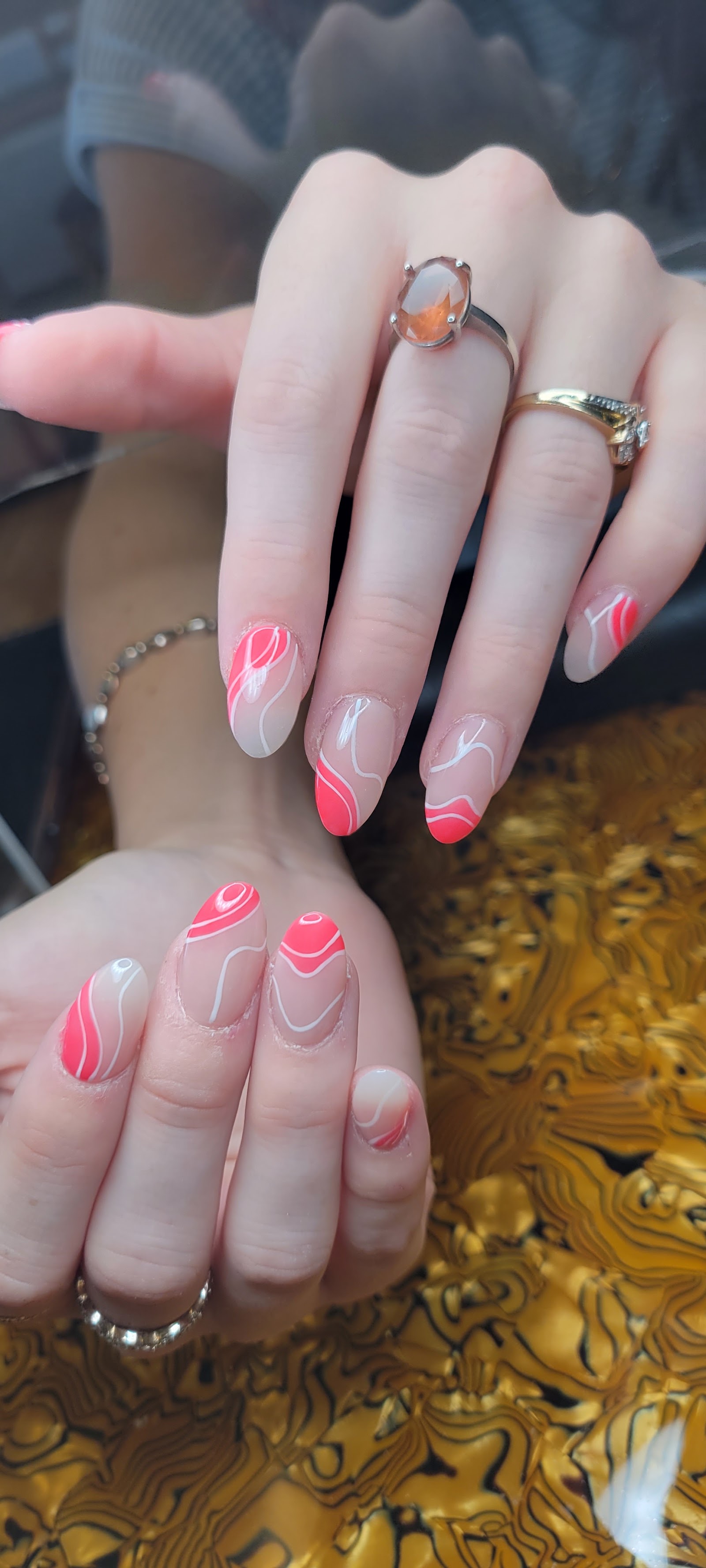 Le'v Nails Salon & Spa nail photo 3